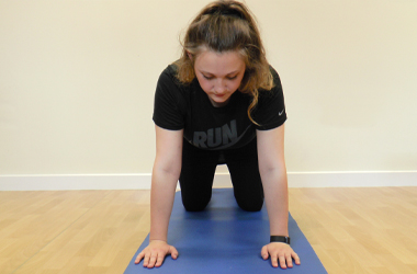 crawling position front on