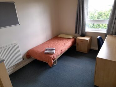 SIngle bedroom
