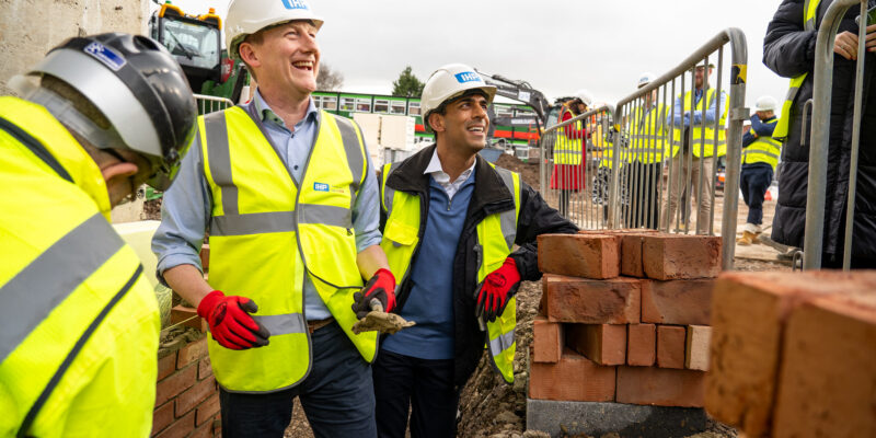 James Dunbar and Rishi Sunak on the Friarage surgical hub site